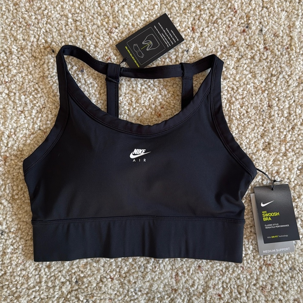 Nike Swoosh Sports Bra